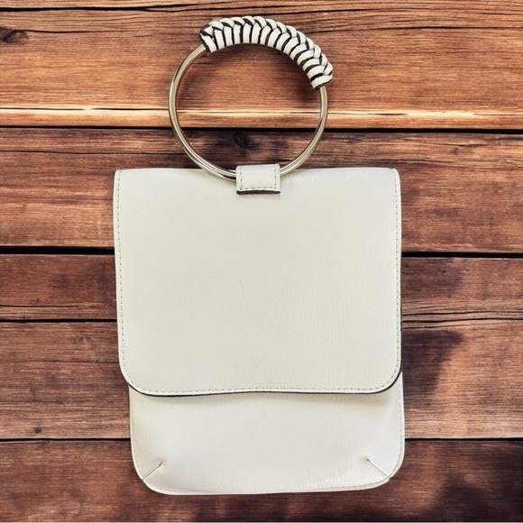 COLLECTION XIIX White Crossbody/Wristlet Handbag - Picture 4 of 6